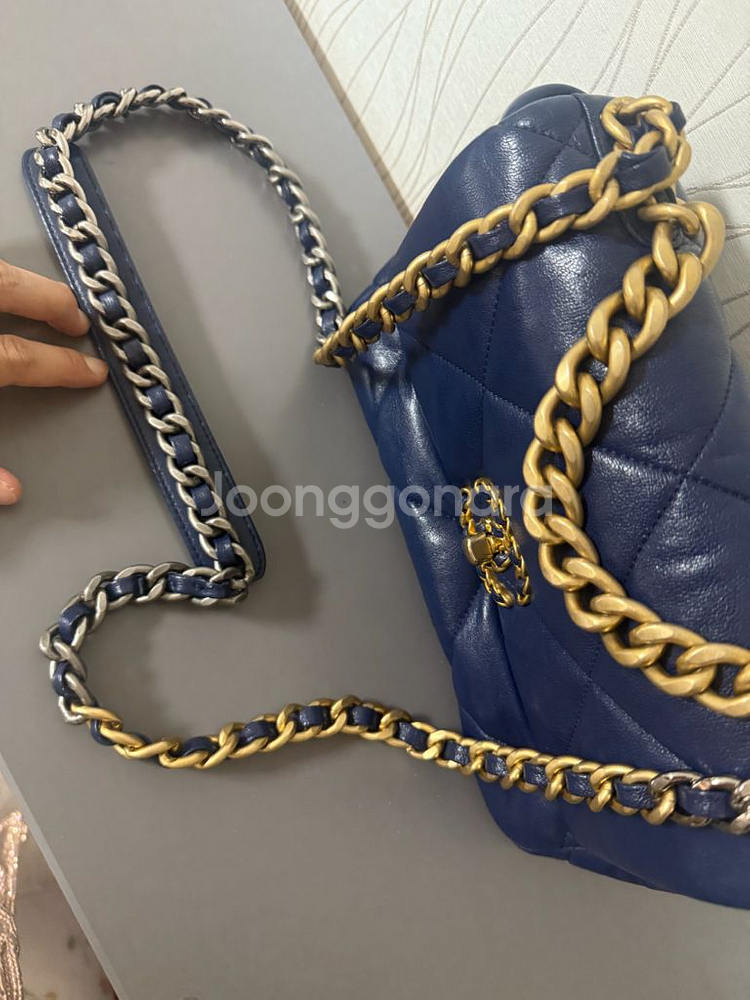 샤넬 19백 네이비--1