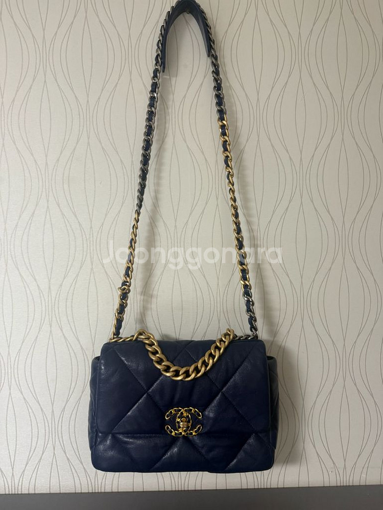 샤넬 19백 네이비--7