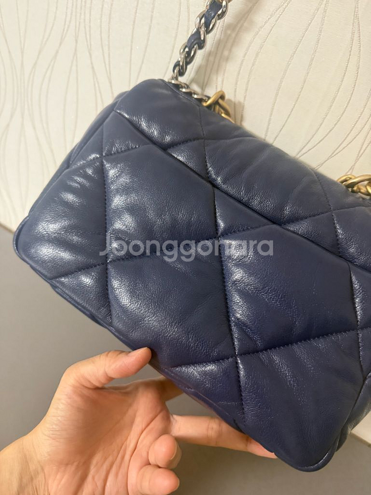 샤넬 19백 네이비--4