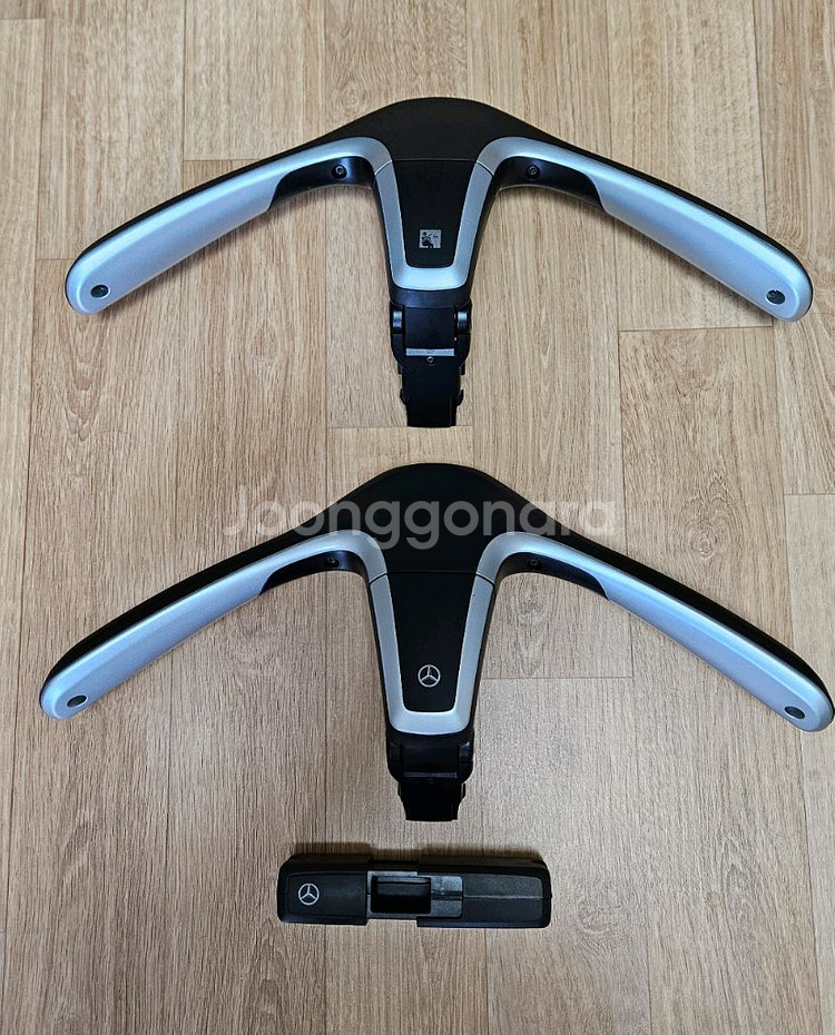 벤츠 BMW 순정 정품 옷걸이 테이블 등 거의새것--1