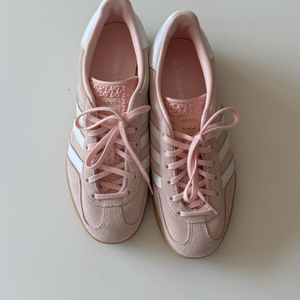 아디다스 가젤 인도어 샌디 핑크 240