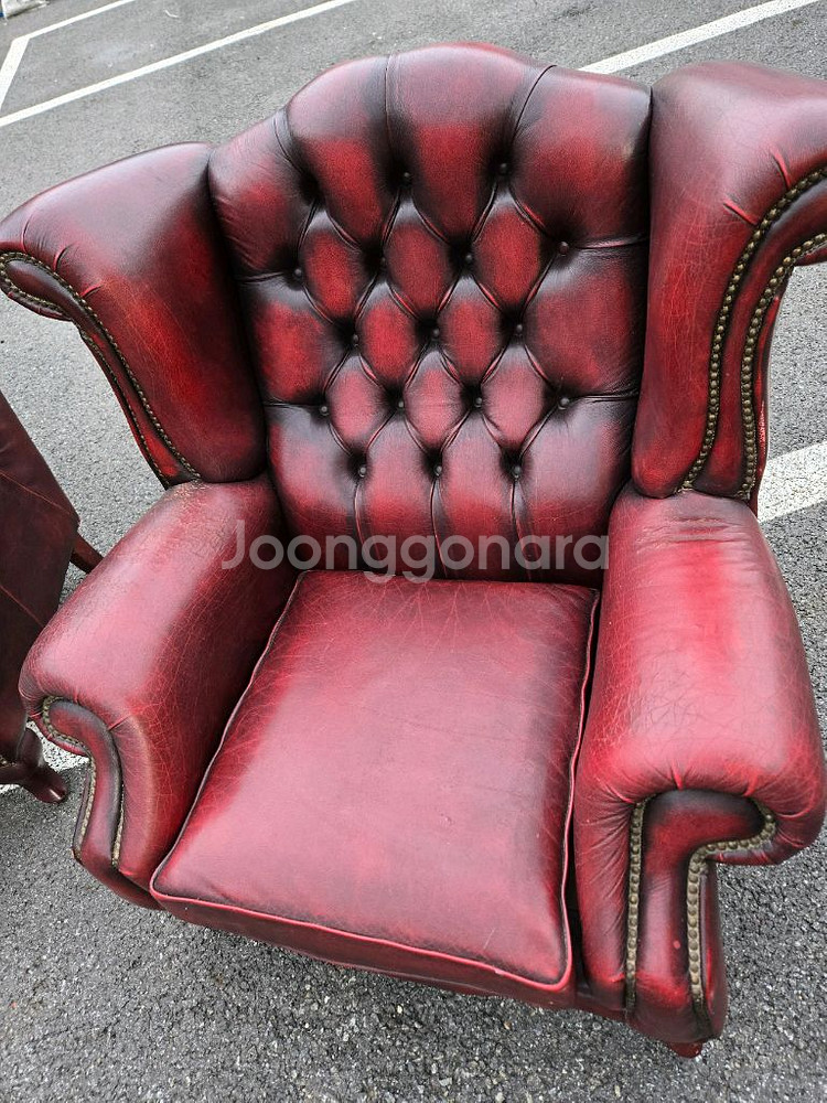 체스터필드 가죽 소파 3+1--2