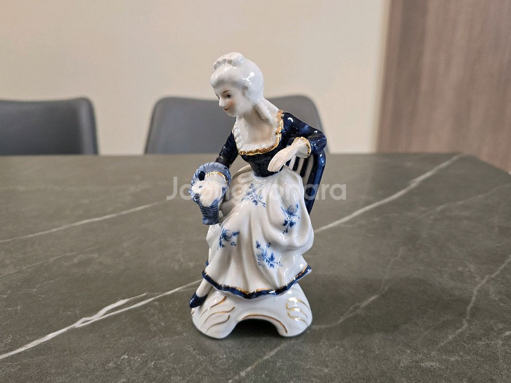 앤틱 도자기 인형--2