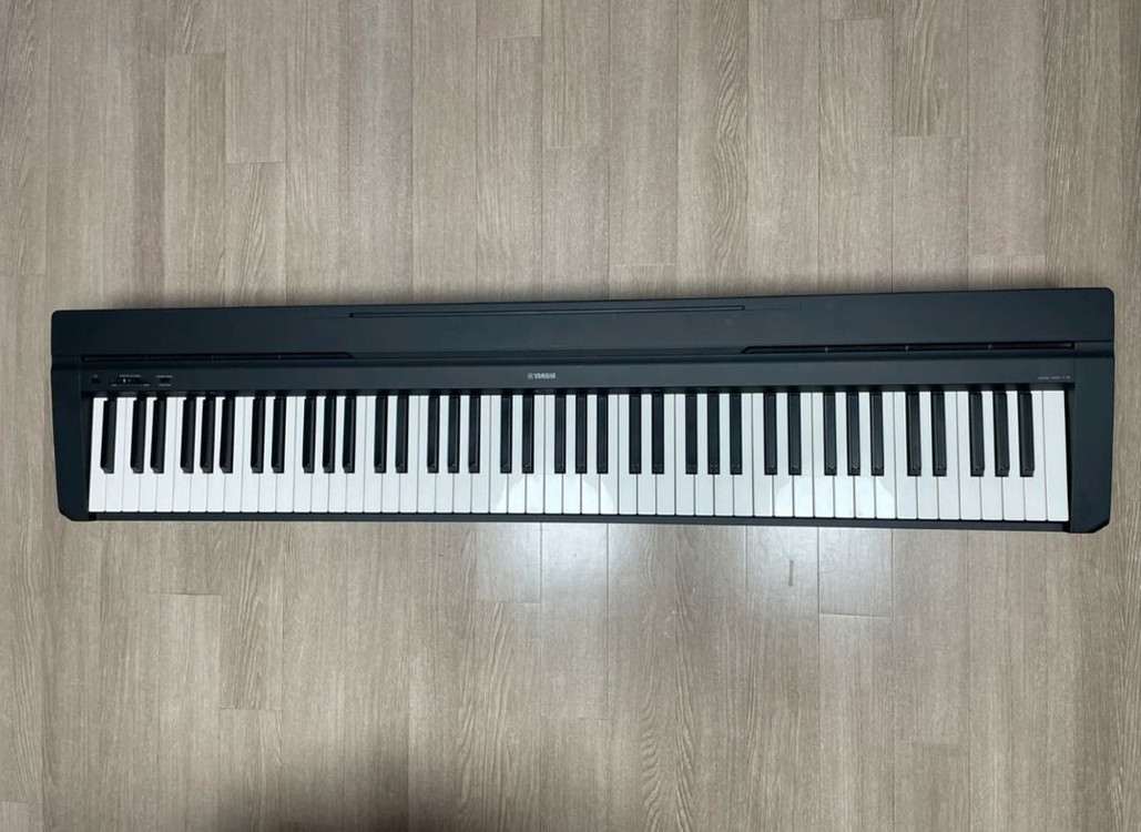 야마하 P-35B 디지털 피아노 이미지