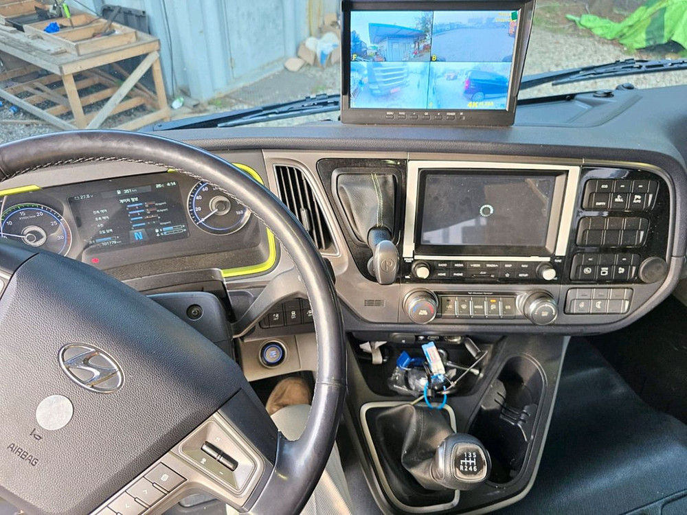 5톤카고크레인 파비스카고크레인 수산중공업736 이미지