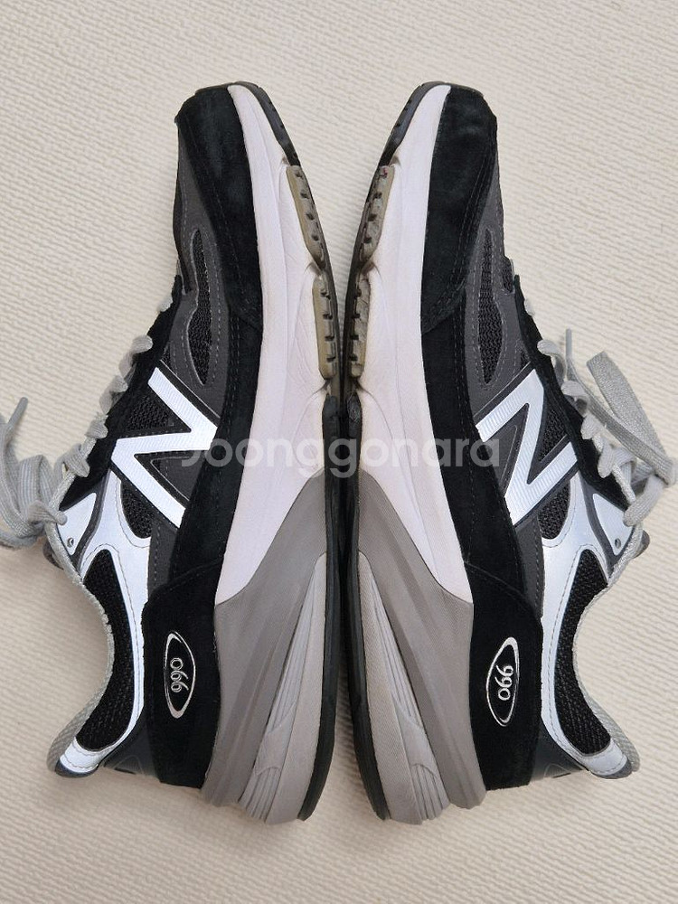 뉴발란스 990 V6 블랙 280--3