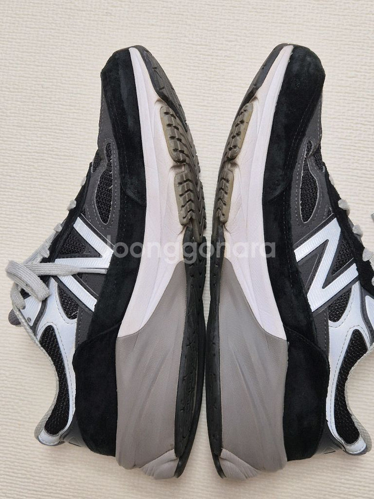 뉴발란스 990 V6 블랙 280--2