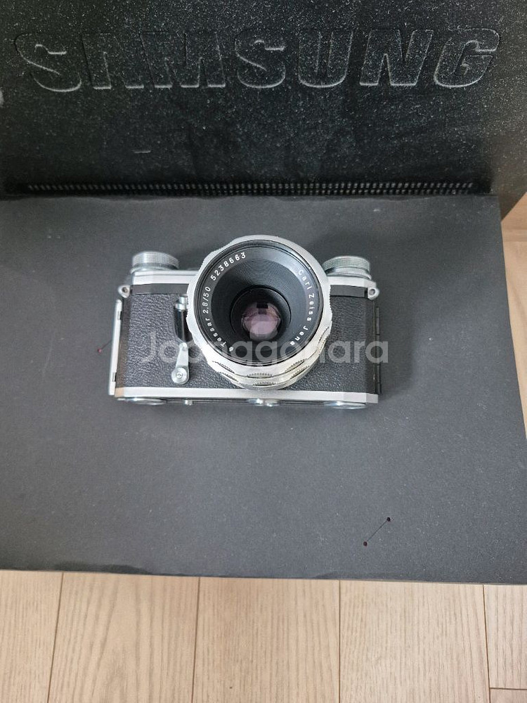 PENTAON F = CONTAX D--3