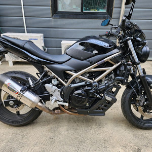21년식 스즈키 SV650 블랙 판매