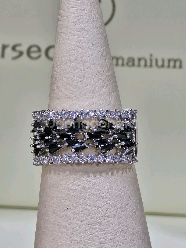 큐빅 지르코니아 셋팅 반지--0