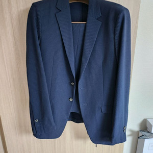 솔리드 옴므 시어서커 수트셋업