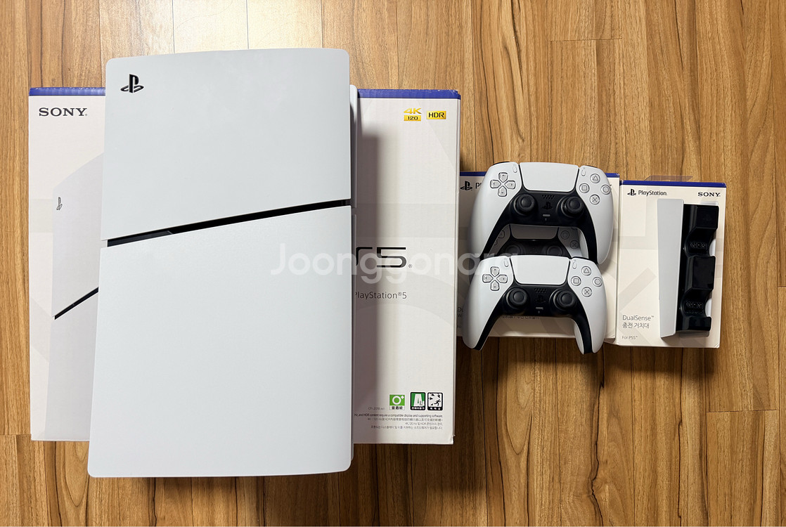 PS5디스크에디션 풀세트. 피파25,철권8CD포함--2