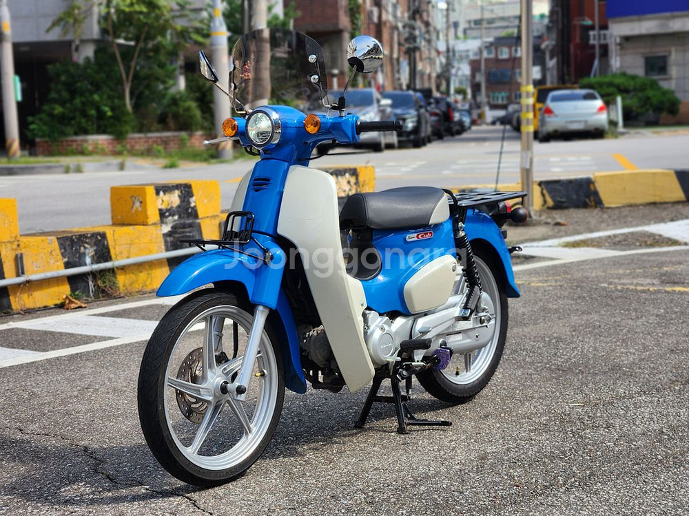 23년식/슈퍼커브110cc/2만/컨디션좋은동네마실용팝니--0