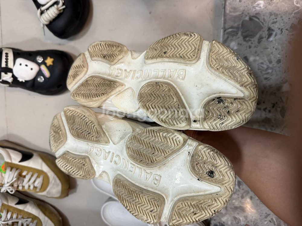 [정품] 발렌시아가 트리플S 36사이즈--2