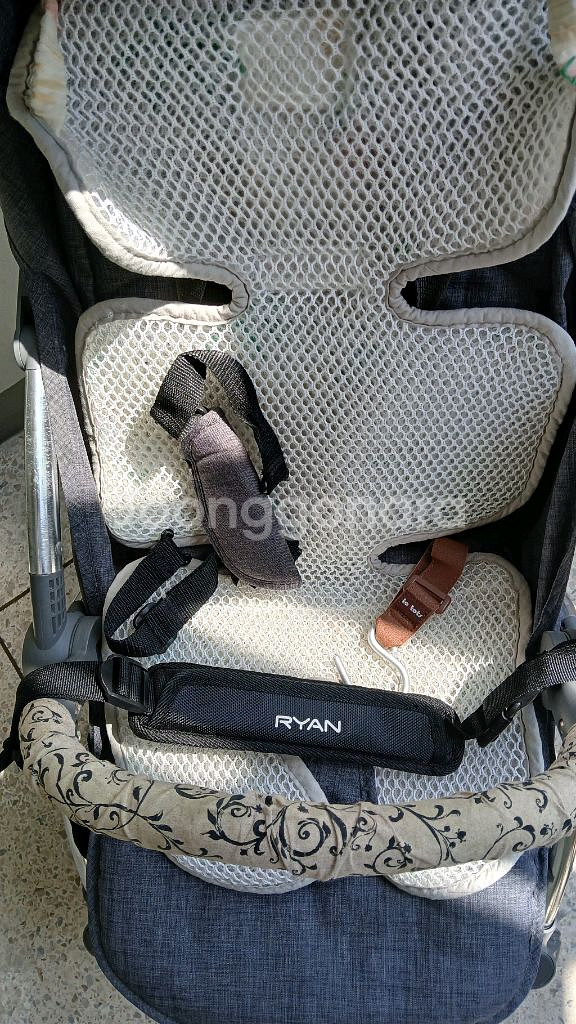 최고급 명품 초경량 기내반입 유모차 리안. 순식간에 접--6