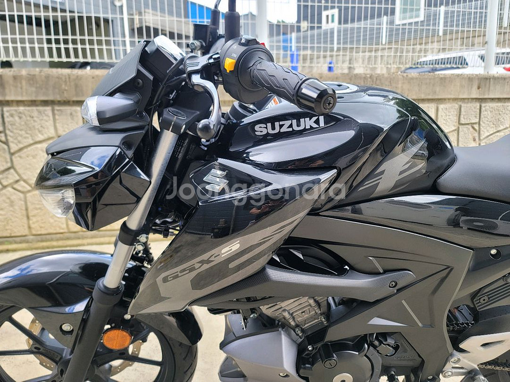 24년식 스즈키 GSX-S125 블랙 판매--7