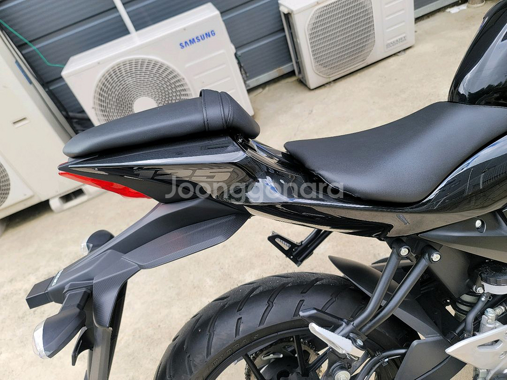 24년식 스즈키 GSX-S125 블랙 판매--6