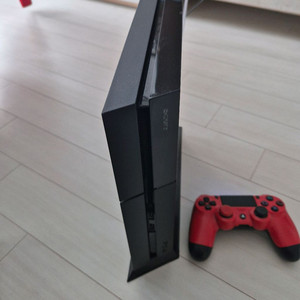 PS4 본체, 컨트롤러, 각종 CD 일괄 판매합니다.