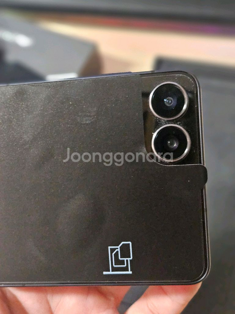 갤럭시 Z 플립 7 블랙 256--4