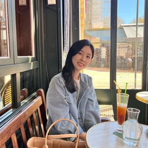 택달린 새상품) 올리브데올리브 청자켓 하트시그널 박지현