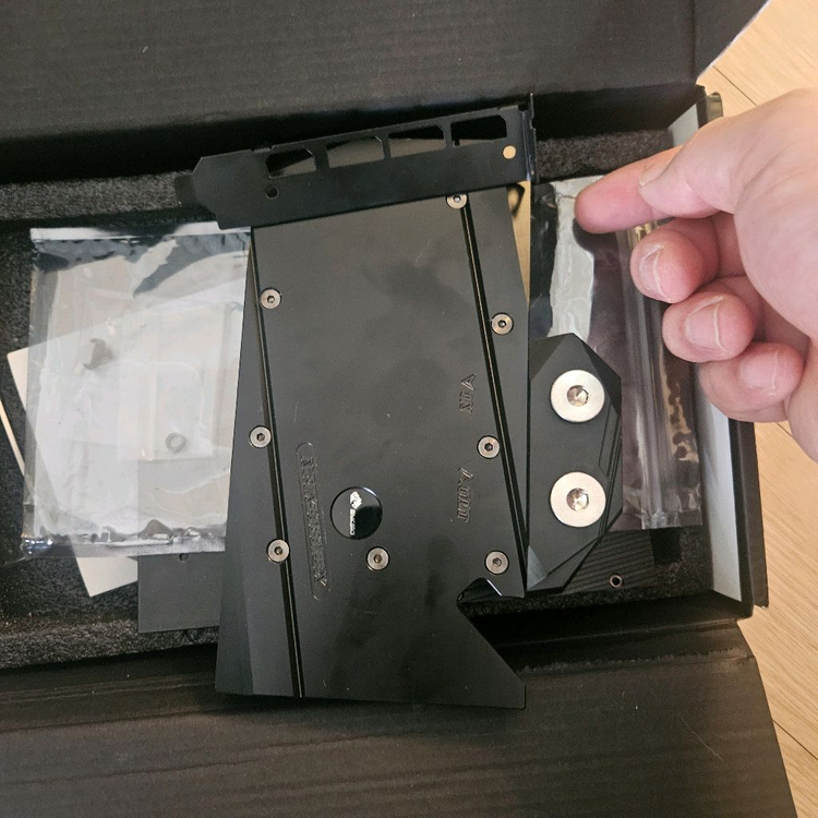 BYKSKI 3080ti fe 워터블럭 이미지