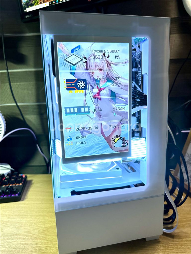 데스크탑 PC 컴퓨터 팝니다. 게이밍·영상편집·화이트--0