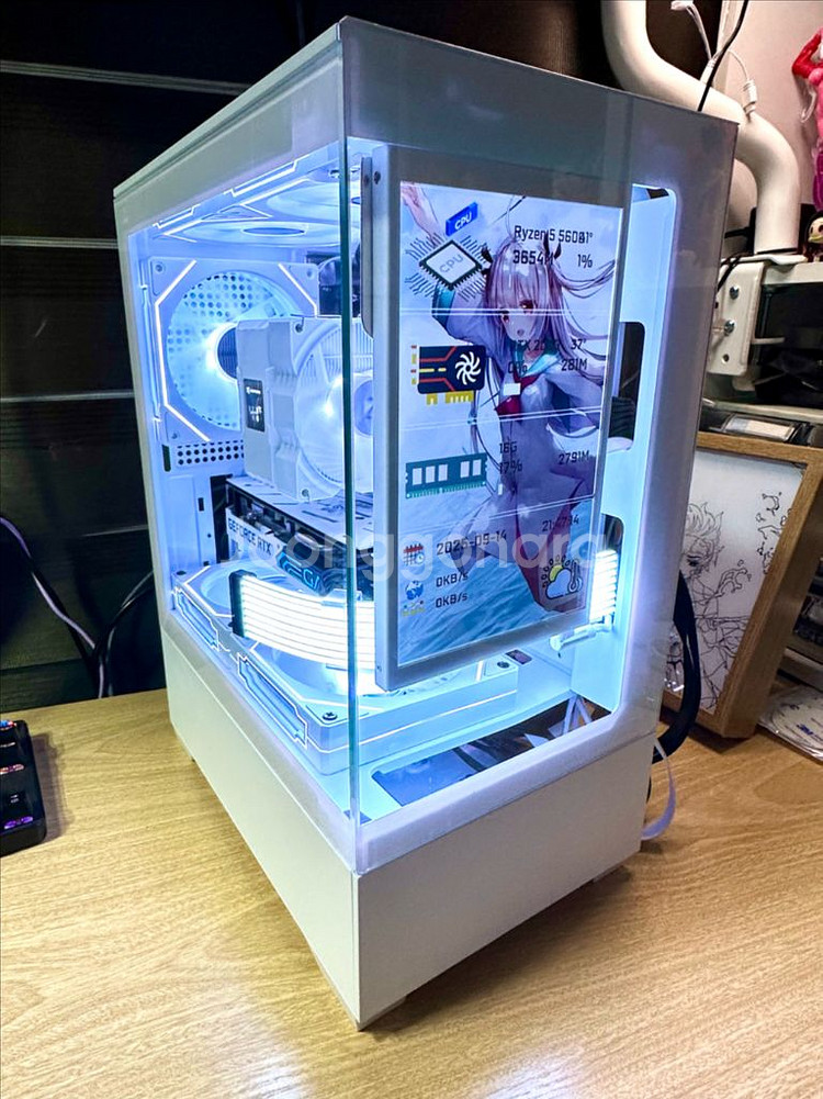 데스크탑 PC 컴퓨터 팝니다. 게이밍·영상편집·화이트--1