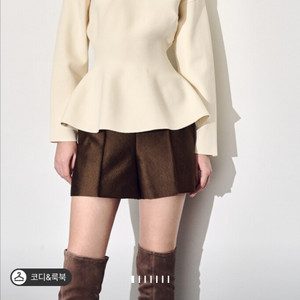 타임 비품 페블럼니트탑