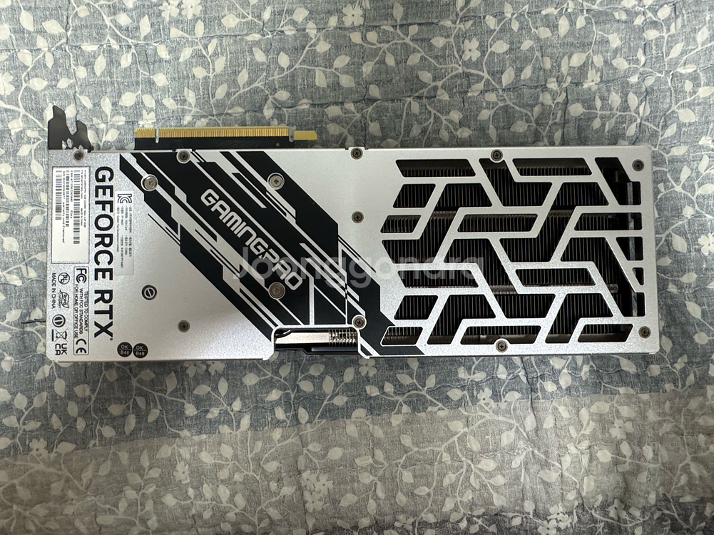 이엠텍 rtx 4070 gamingpro--6
