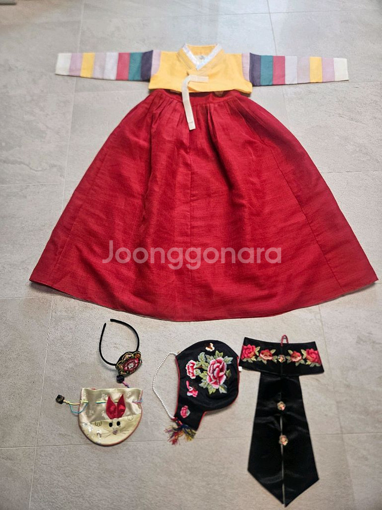여아 한복(8세용) + 장신구(족두리, 머리띠 등)--0
