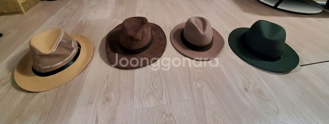 고급 페도라(중절모) 새상품 4개 일괄 처분--0