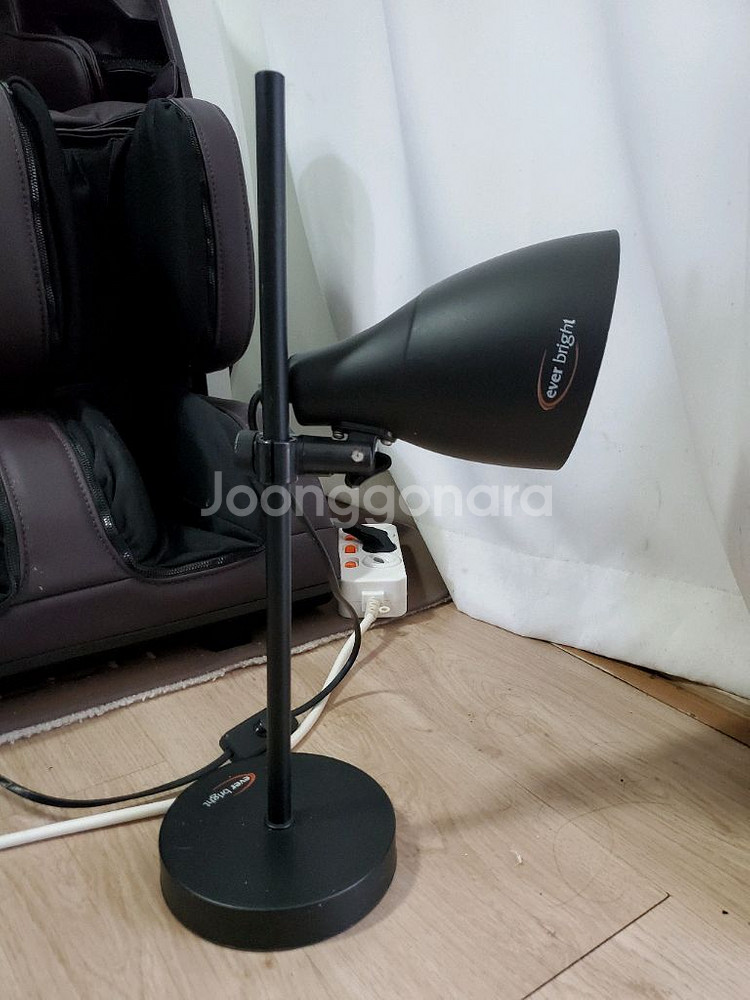 에버브라이트 블랙 스탠드 조명--0