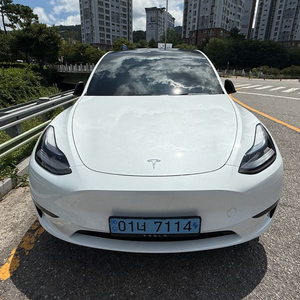 테슬라 모델Y RWD 2024 화이트 판매(광주광역시)