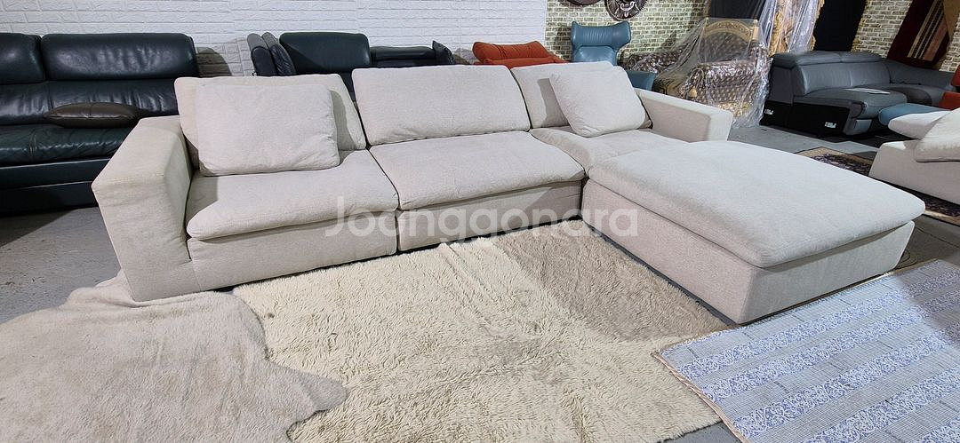 까사미아 캄포 클래식 4인 소파+오토만(드라이세탁완료)--6