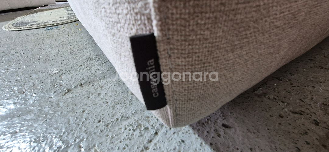 까사미아 캄포 클래식 4인 소파+오토만(드라이세탁완료)--9