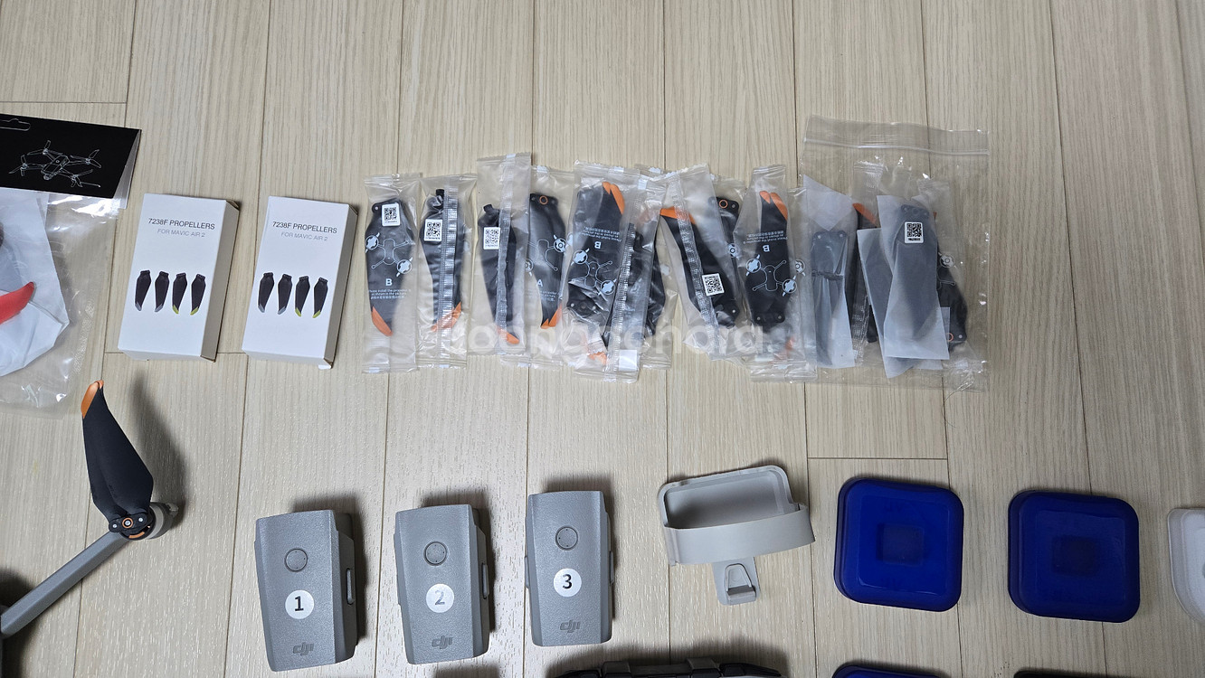 DJI 매빅 에어2S 플라이모어 콤보 +@--1