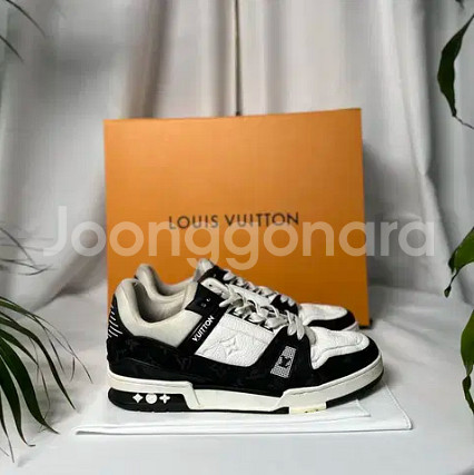 [정품] 루이비통 LV 트레이너 스니커즈--4