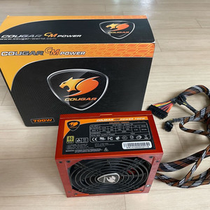 데스크탑컴퓨터 파워700W