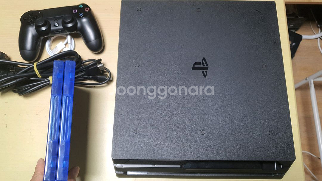 PS4 프로 PS4 PRO 블랙 (1TB)--0