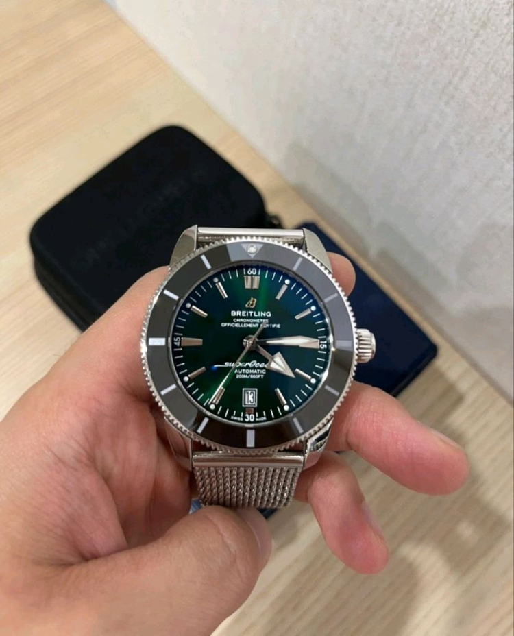 브라이틀링 슈퍼오션 헤리티지 46 녹판 24년구매--5