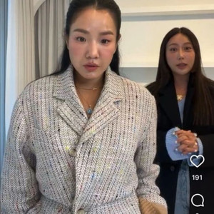 매니모어몽 에디션 트위드 자켓 베이지