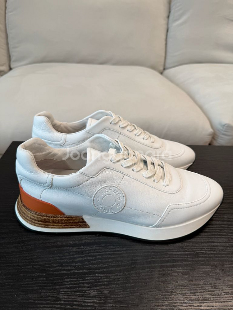 에르메스 드라이브 스니커즈 화이트 43사이즈--2