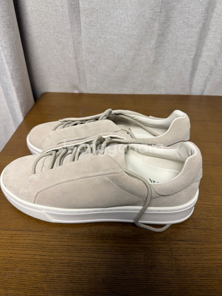 자라 스웨이드 스니커즈 EUR43사이즈--3