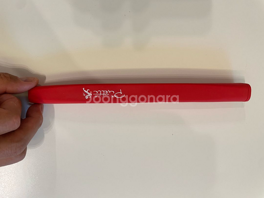 피레티 퍼터 그립 미드사이즈 판매합니다--0