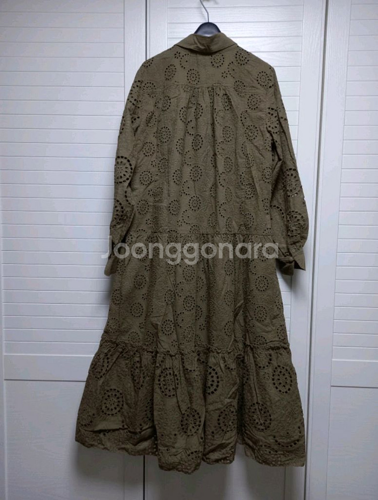 칼라거펠트 아일렛 원피스(66~77) ㅡ새상품--6