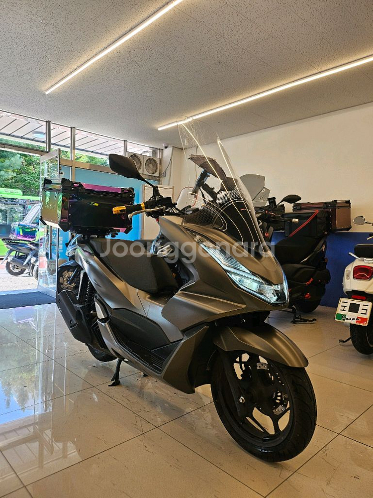 상태 많이좋은 pcx125 24년식 팝니다.--0