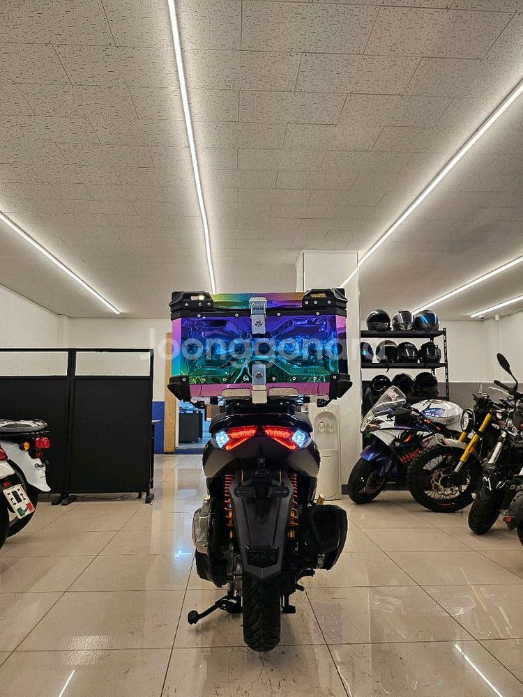 튜닝 잘된 nmax125 24년식 빠르게 팝니다!--3