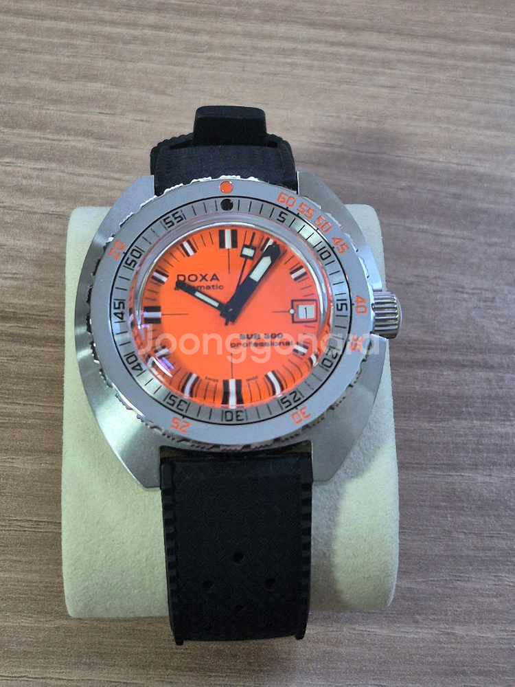 doxa sub 300 브레이슬릿 모델 팝니다--2