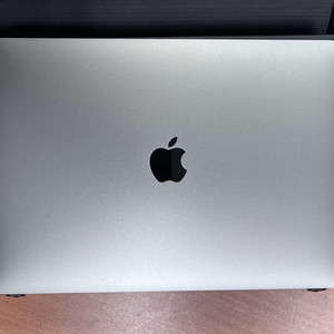 맥북 프로 a2338 m1 정품 민트급 상판