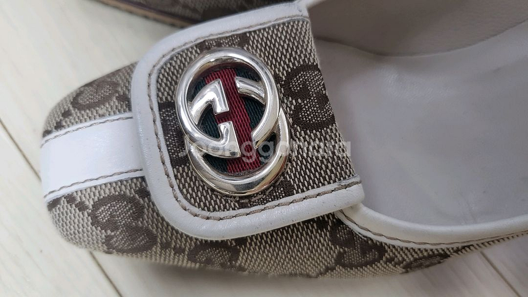 구찌 로고 쟈갸드 구두 220--3